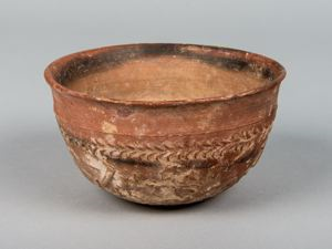 Image of Terra-cotta bowl