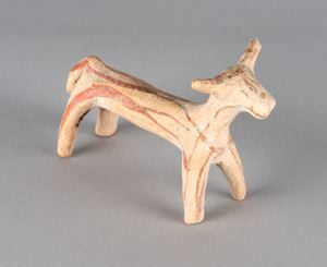 Image of Clay figure of bull